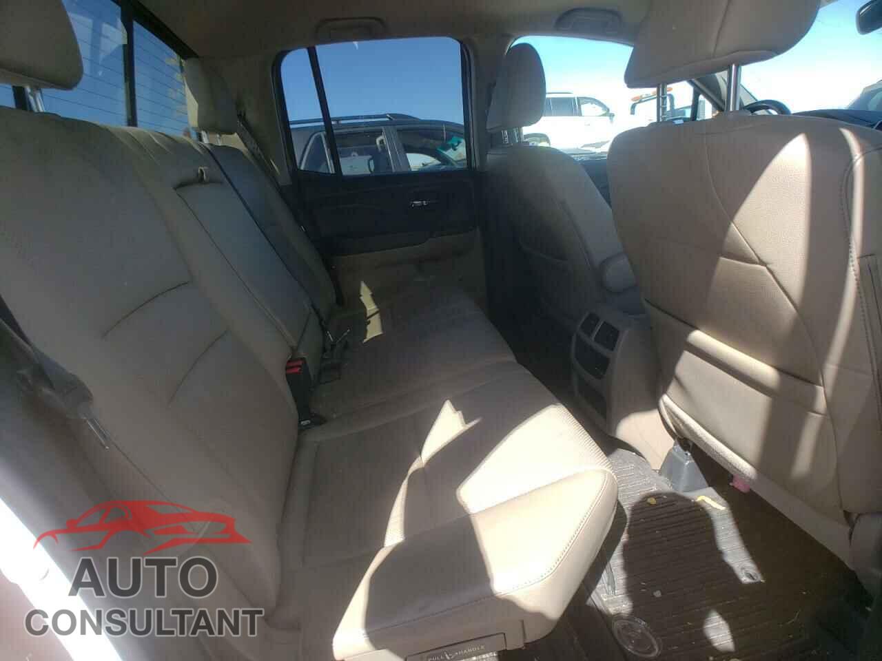 HONDA RIDGELINE 2017 - 5FPYK3F74HB014636