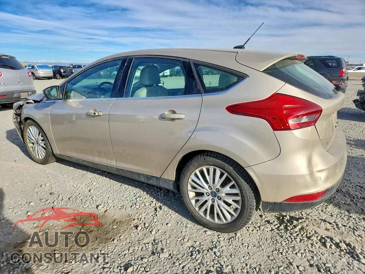FORD FOCUS 2017 - 1FADP3N28HL272398