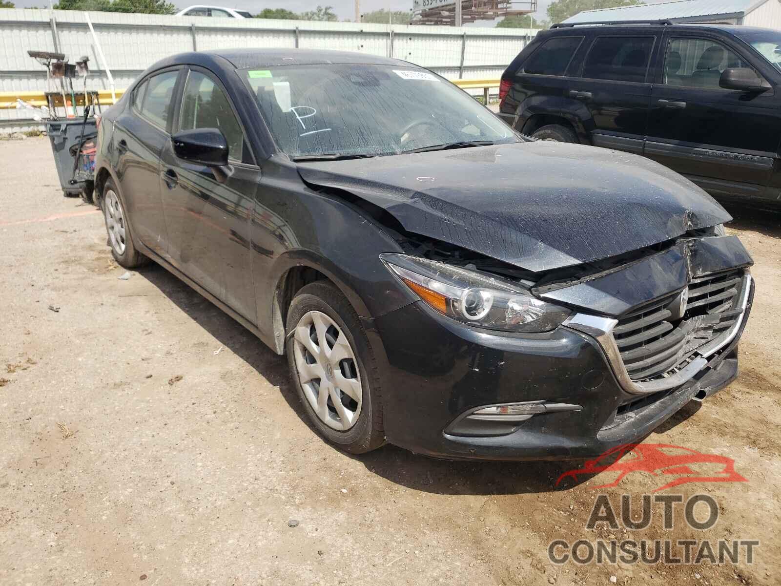 MAZDA 3 2018 - 3MZBN1U77JM203888