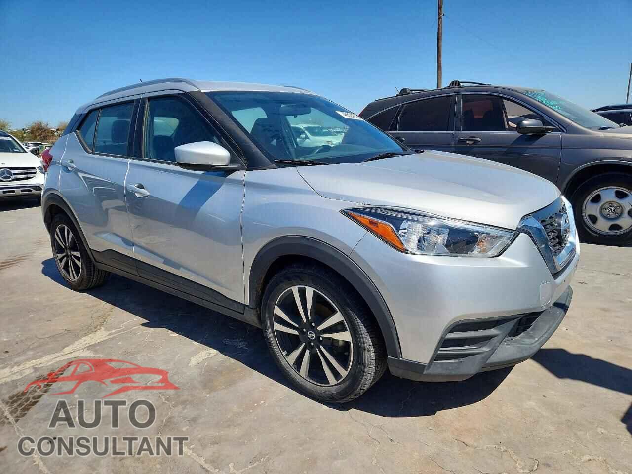 NISSAN KICKS 2019 - 3N1CP5CU3KL538673