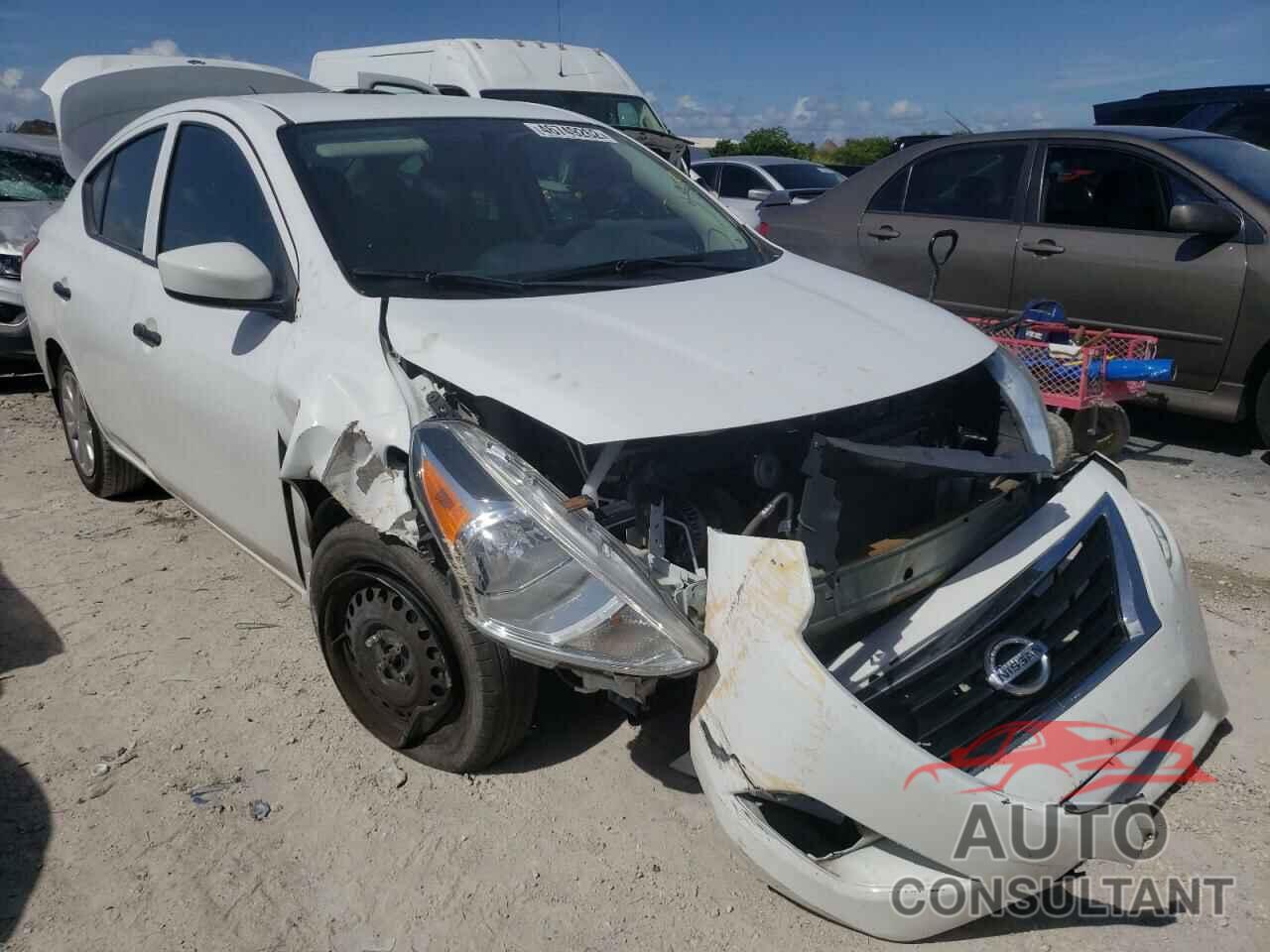 NISSAN VERSA 2017 - 3N1CN7AP3HL855425