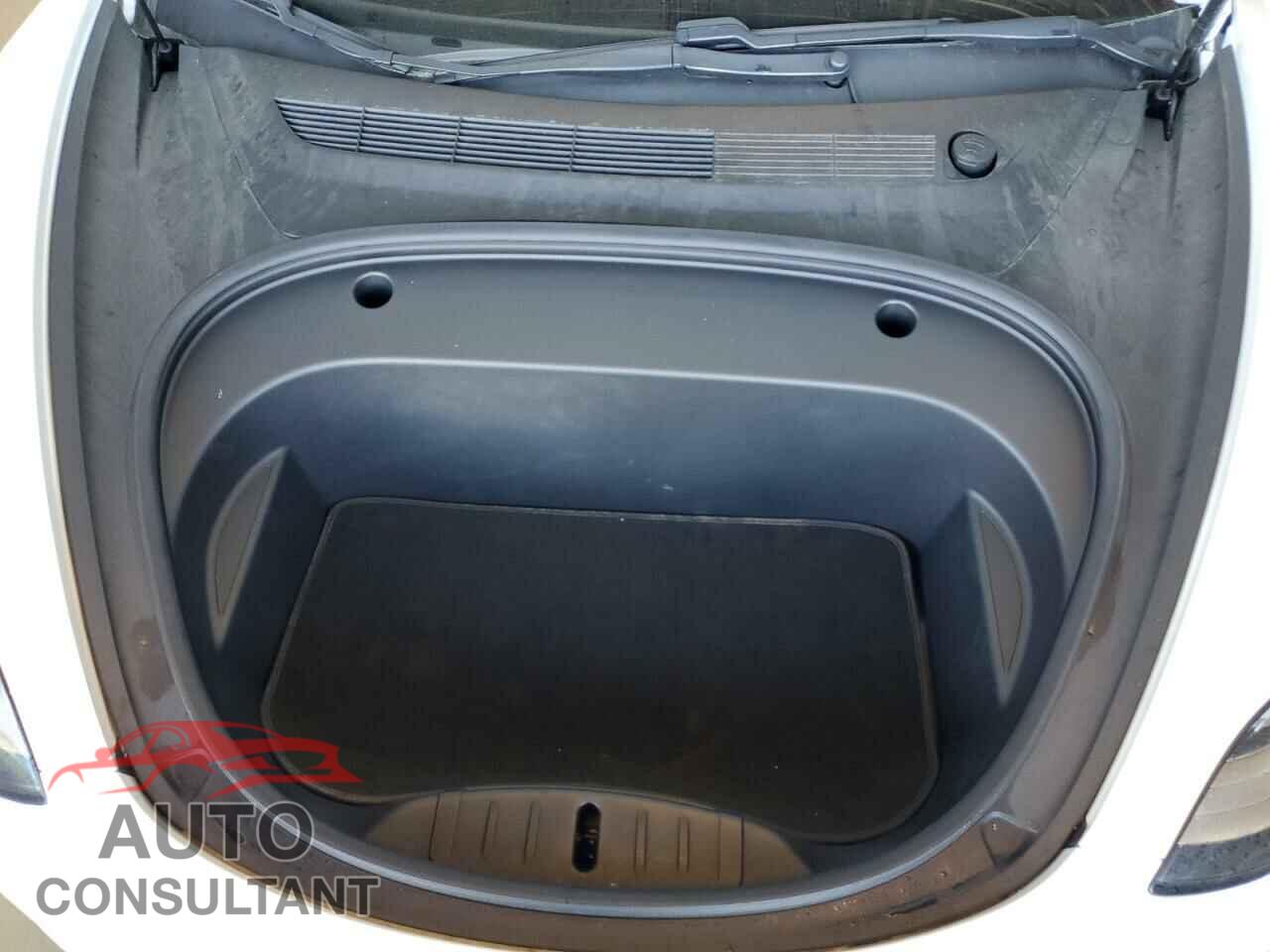 TESLA MODEL 3 2018 - 5YJ3E1EA6JF164751