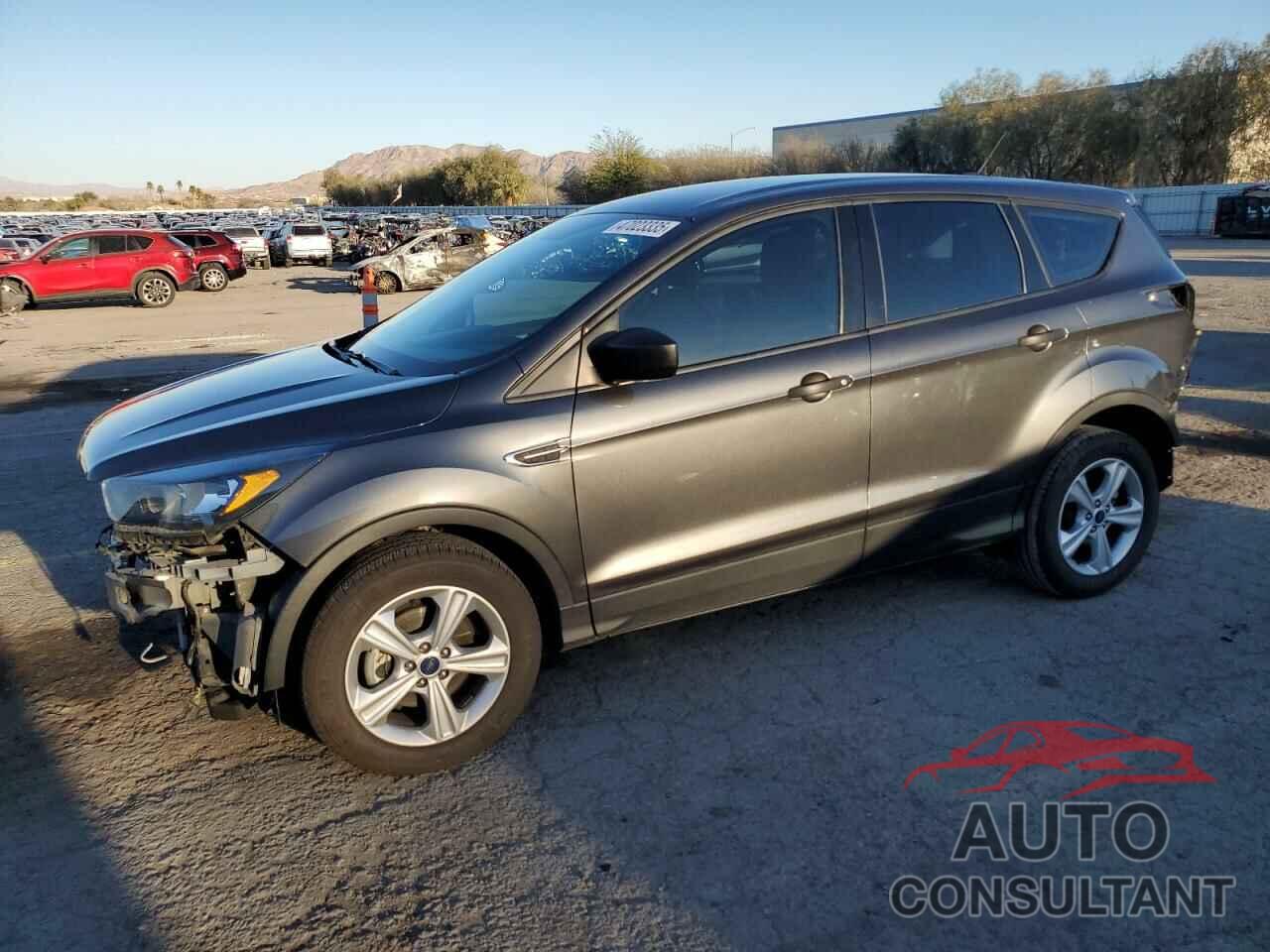 FORD ESCAPE 2018 - 1FMCU0F71JUB44345