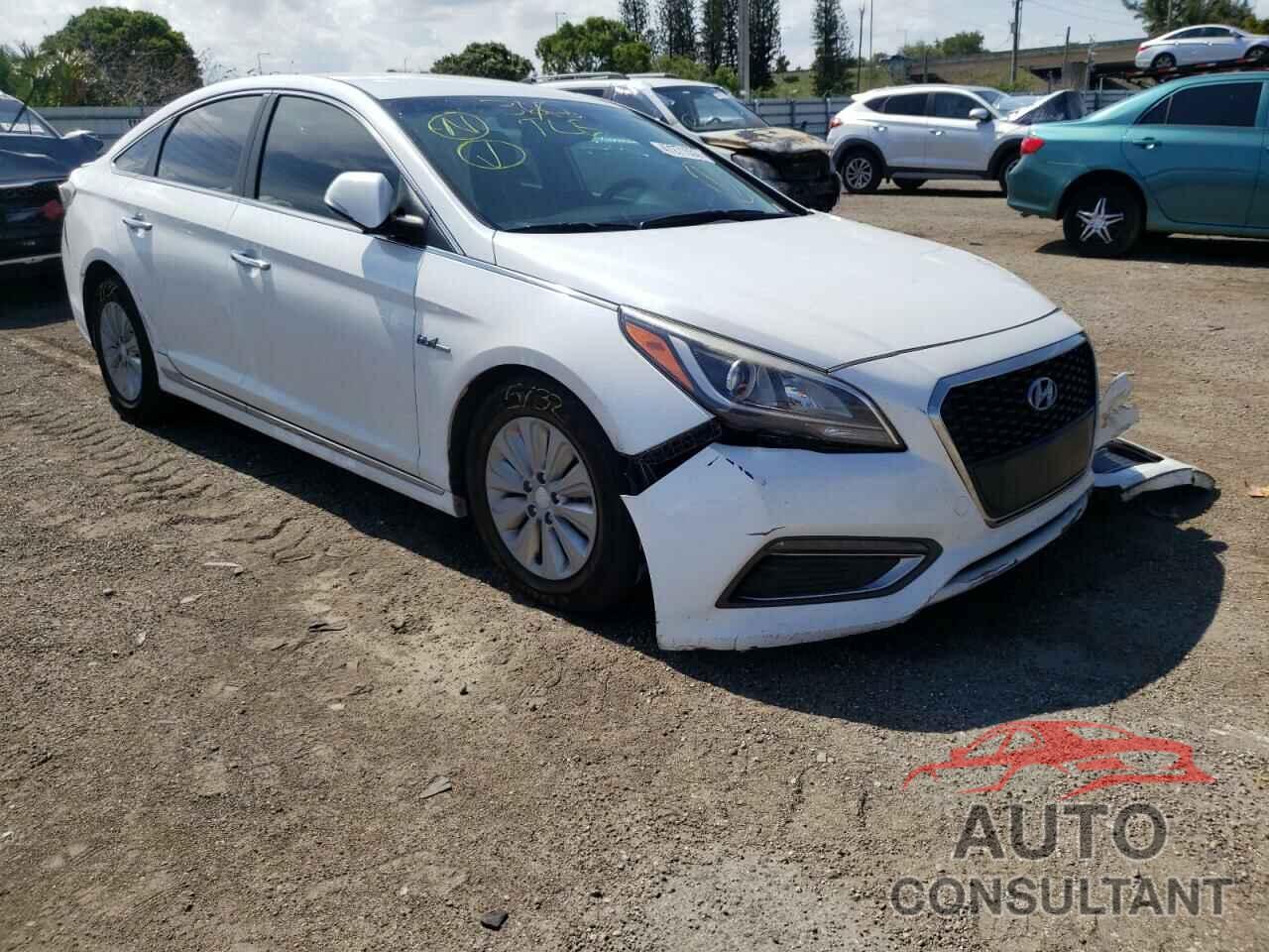 HYUNDAI SONATA 2016 - KMHE24L13GA020027