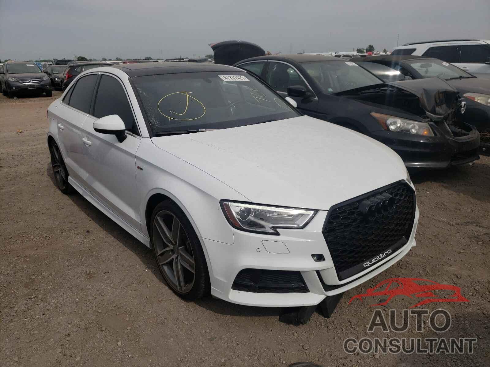 AUDI A3 2017 - WAUJ8GFF4H1076857