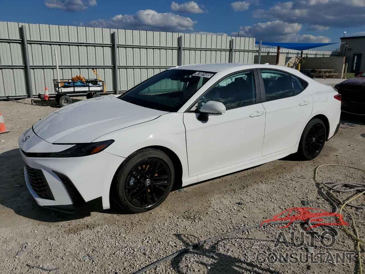 TOYOTA CAMRY 2025 - 4T1DAACK8SU085761