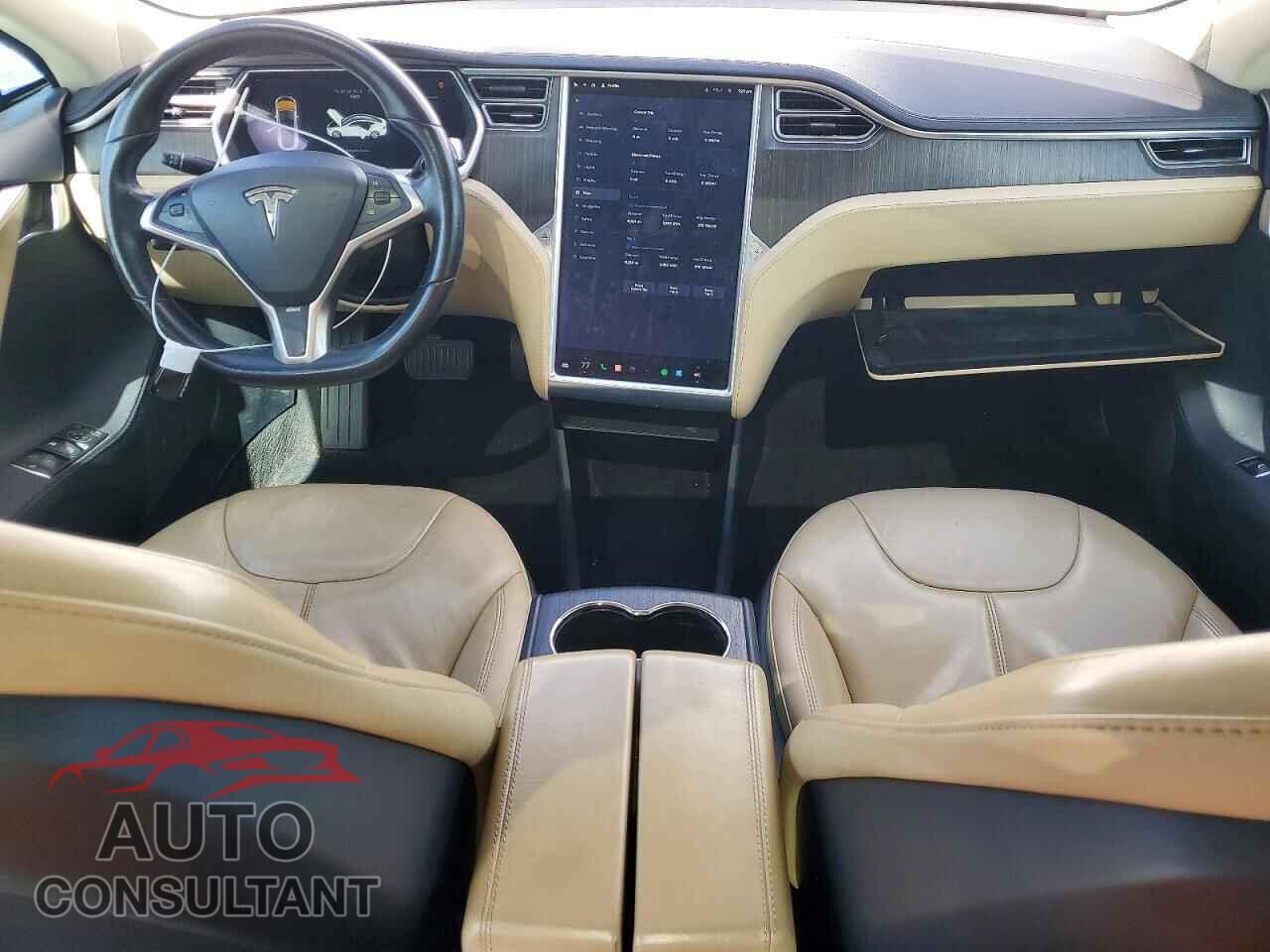 TESLA MODEL S 2013 - 5YJSA1AC8DFP10940