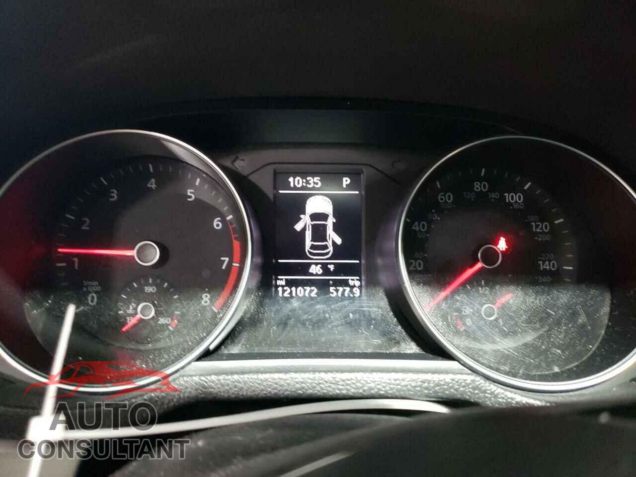 VOLKSWAGEN PASSAT 2017 - 1VWAT7A35HC079105