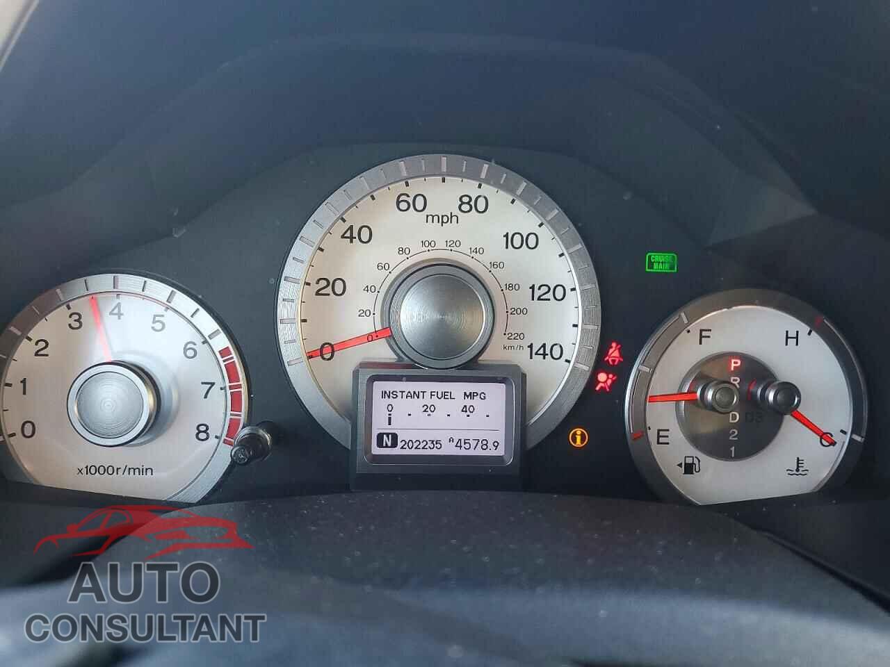 HONDA PILOT 2011 - 5FNYF3H92BB020924
