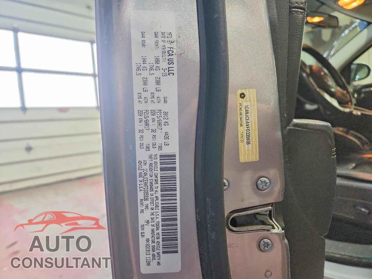 JEEP COMPASS 2015 - 1C4NJCEAXFD335936