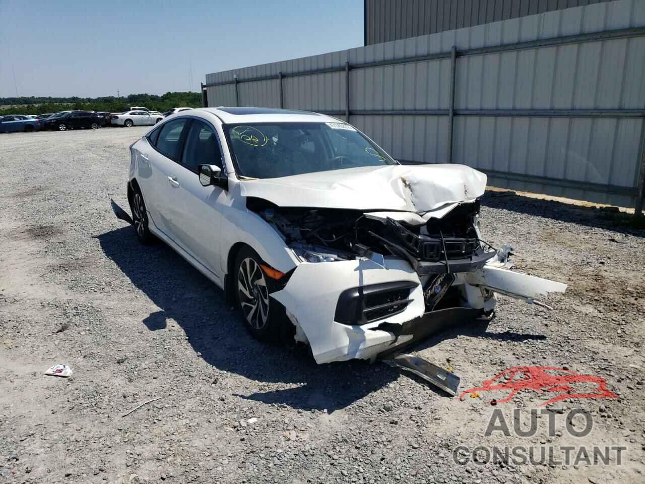 HONDA CIVIC 2018 - 2HGFC2F74JH546123