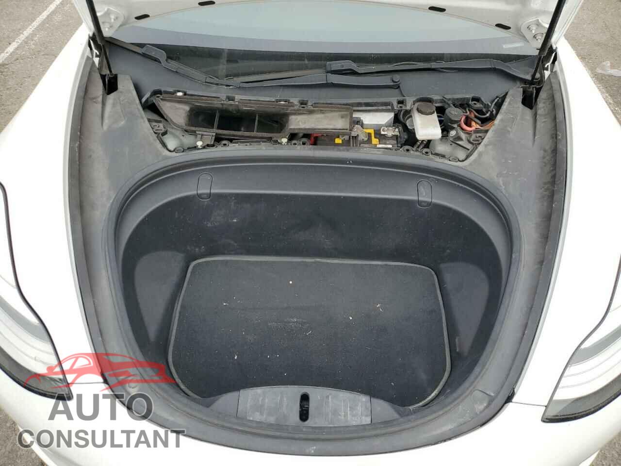 TESLA MODEL 3 2017 - 5YJ3E1EA3HF002084
