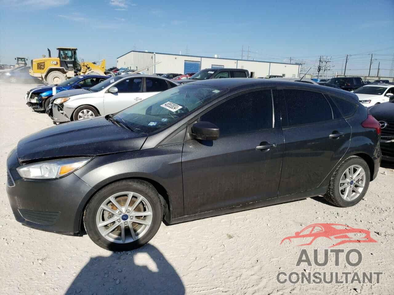 FORD FOCUS 2018 - 1FADP3K26JL207530