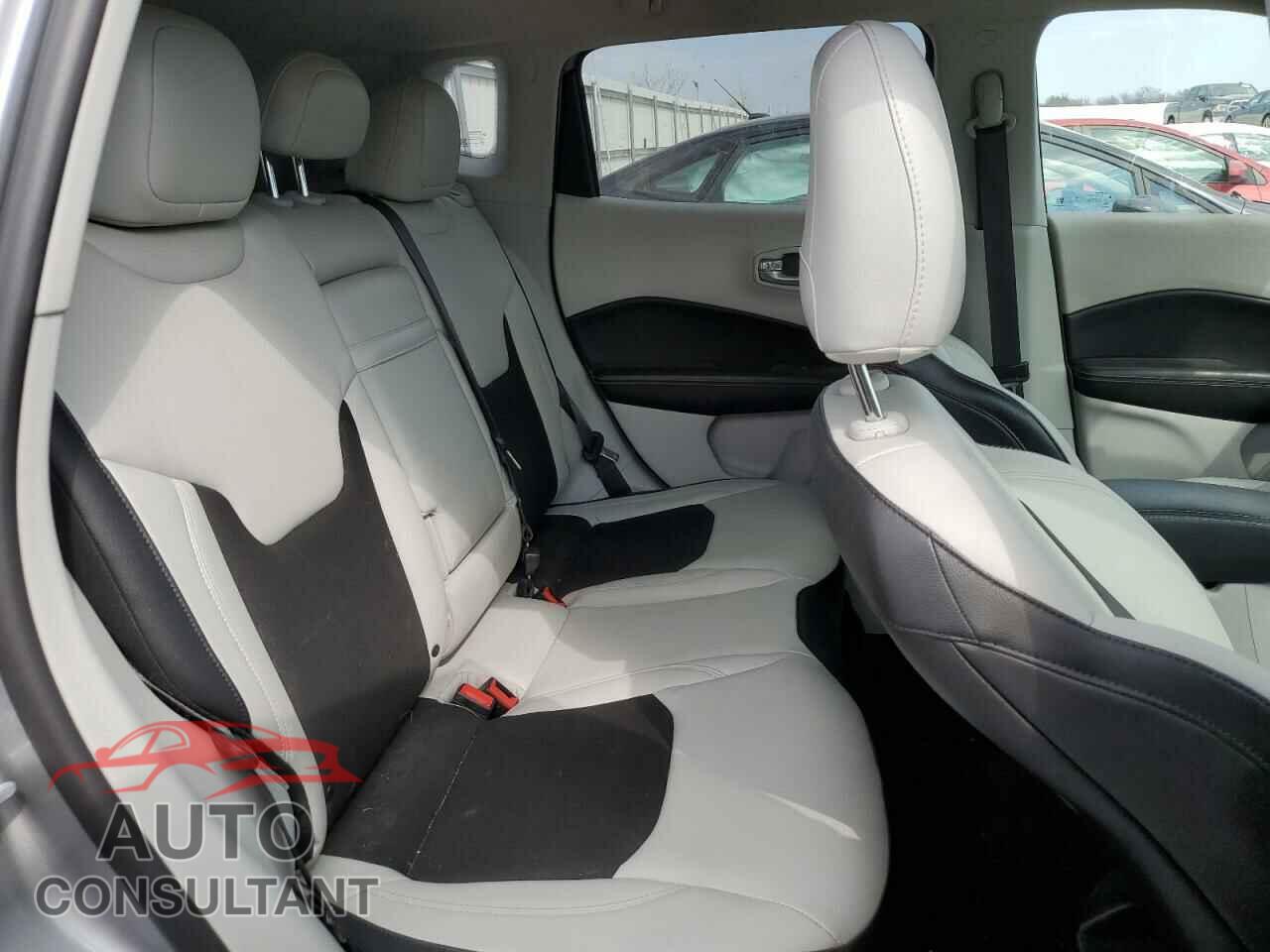 JEEP COMPASS 2017 - 3C4NJDBB7HT681782