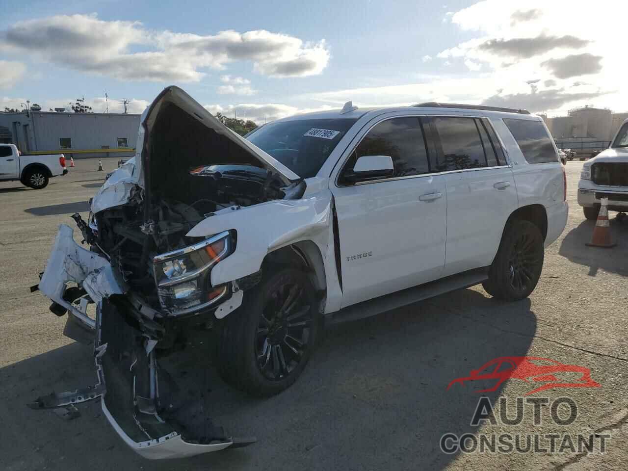 CHEVROLET TAHOE 2017 - 1GNSCBKC0HR369779