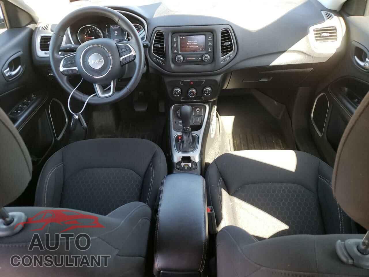JEEP COMPASS 2017 - 3C4NJDAB5HT646000