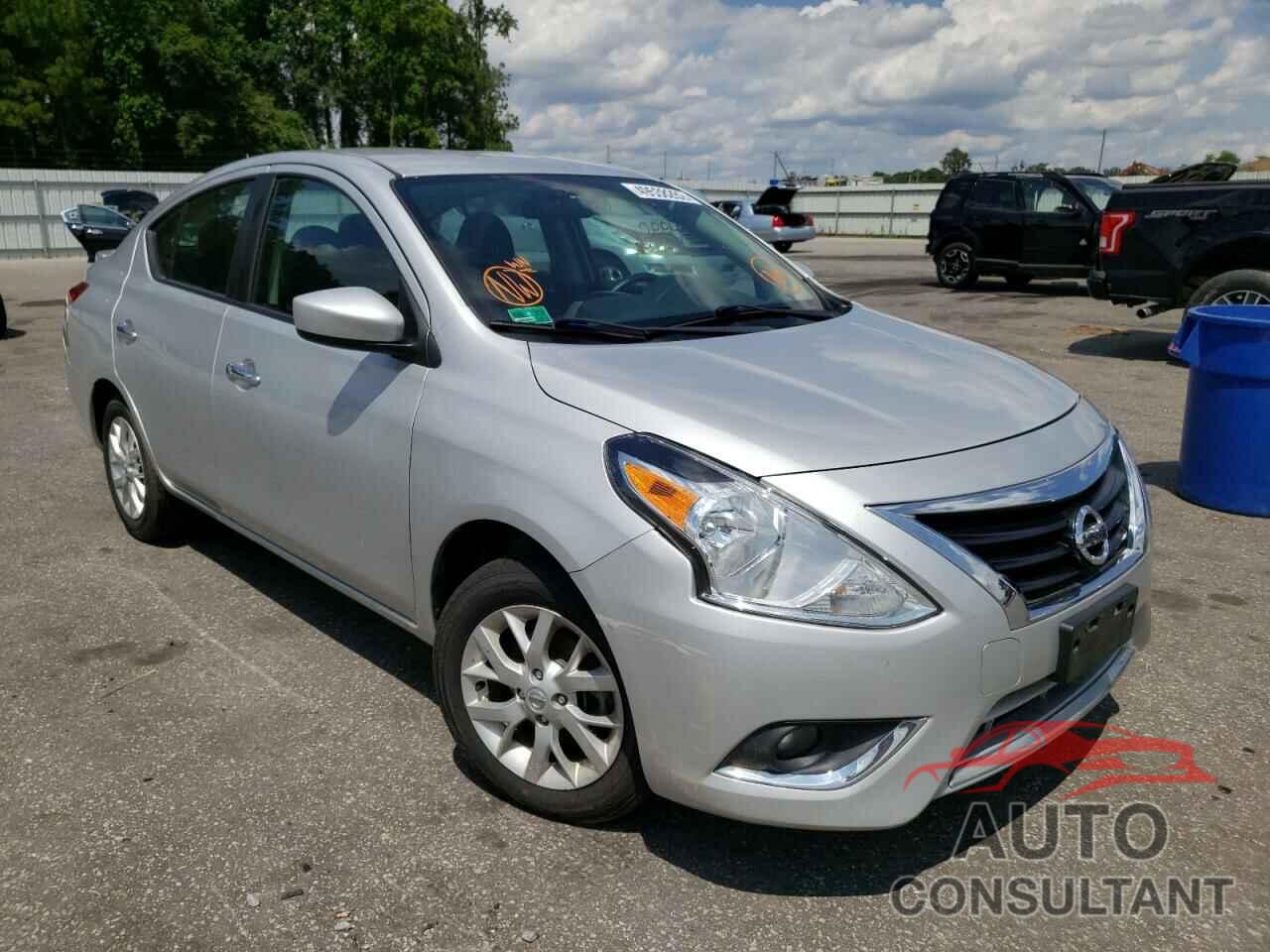 NISSAN VERSA 2018 - 3N1CN7APXJL834688