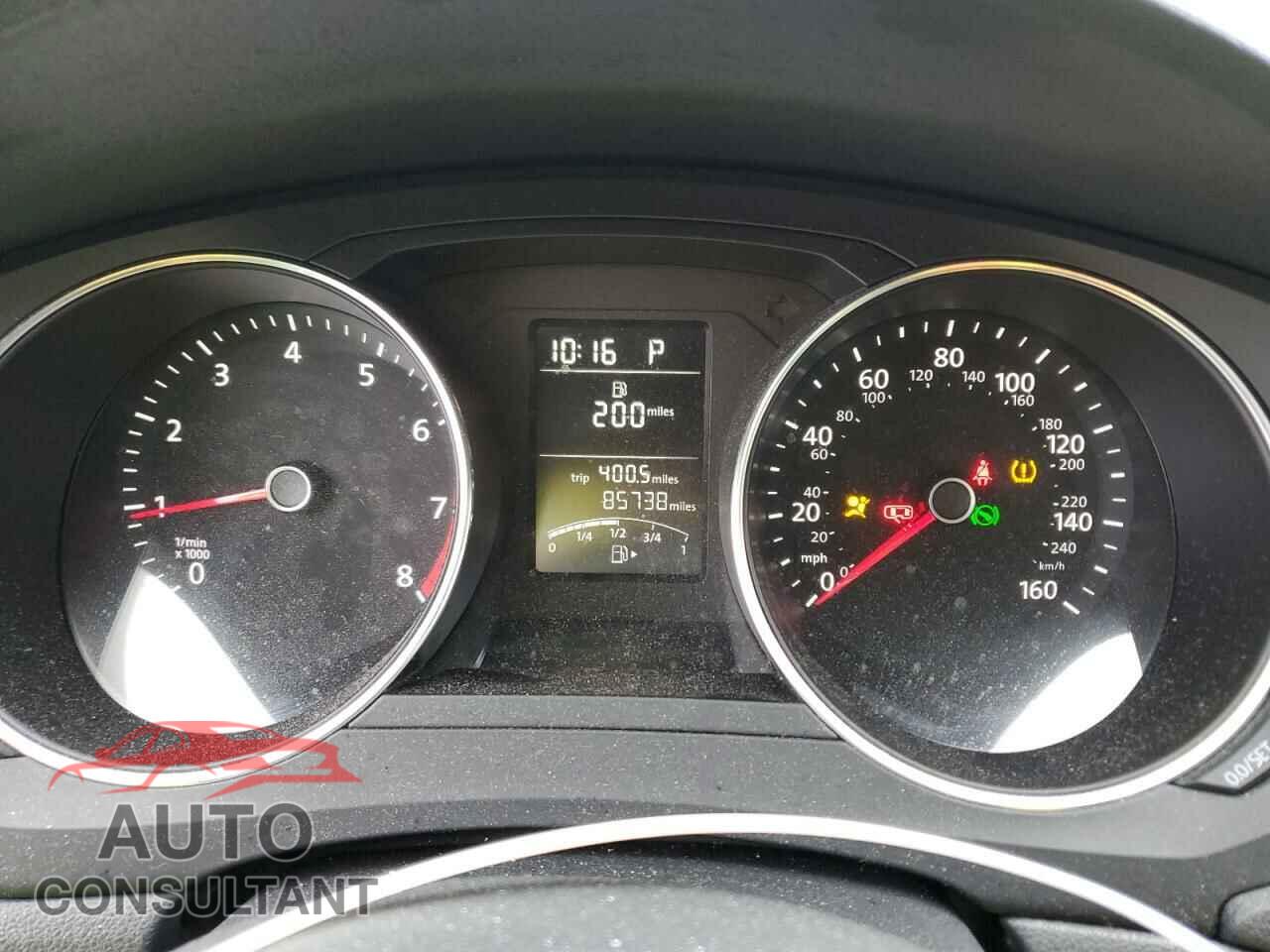 VOLKSWAGEN JETTA 2017 - 3VW2B7AJ8HM327254