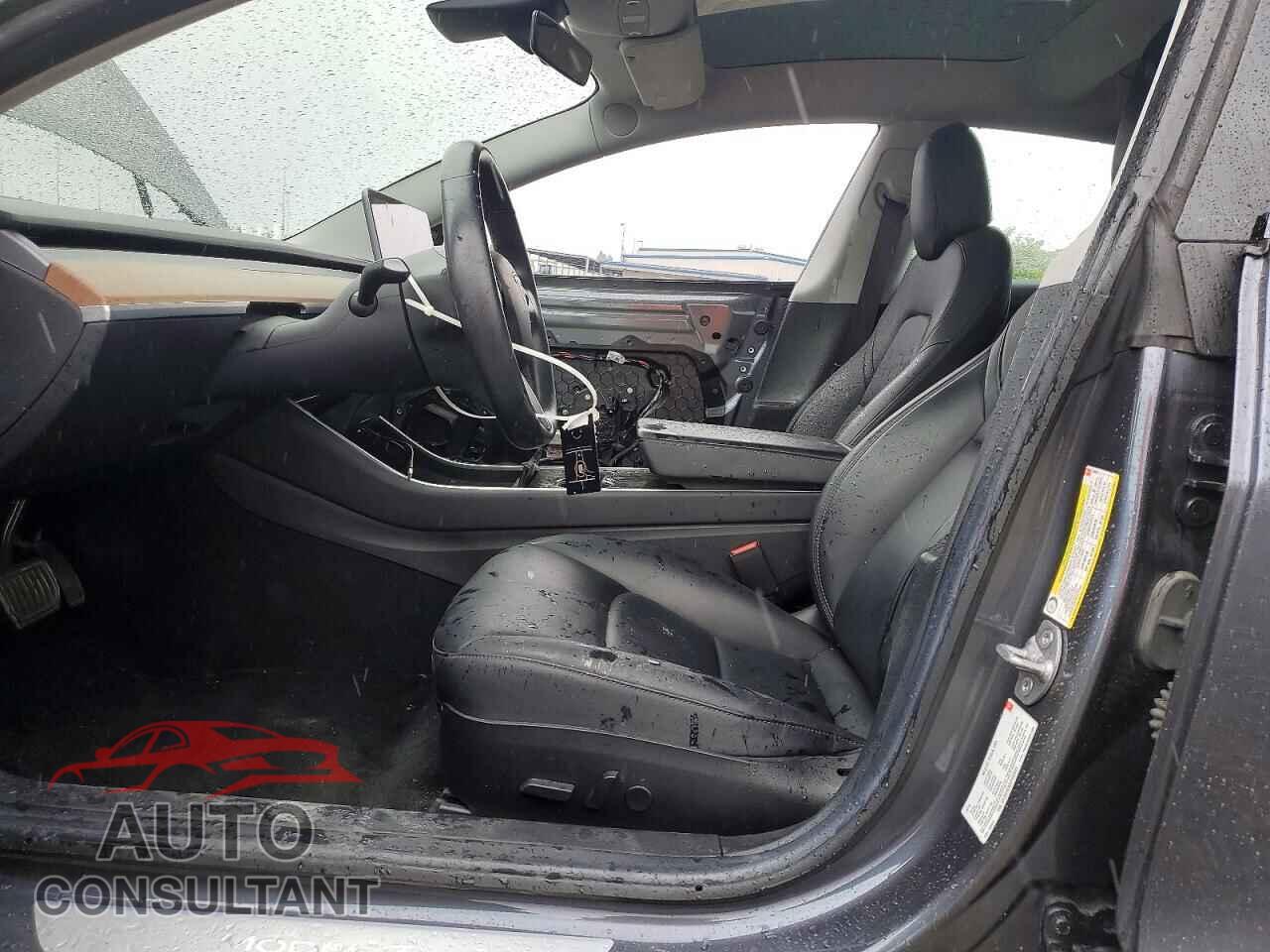 TESLA MODEL 3 2018 - 5YJ3E1EA3JF046611