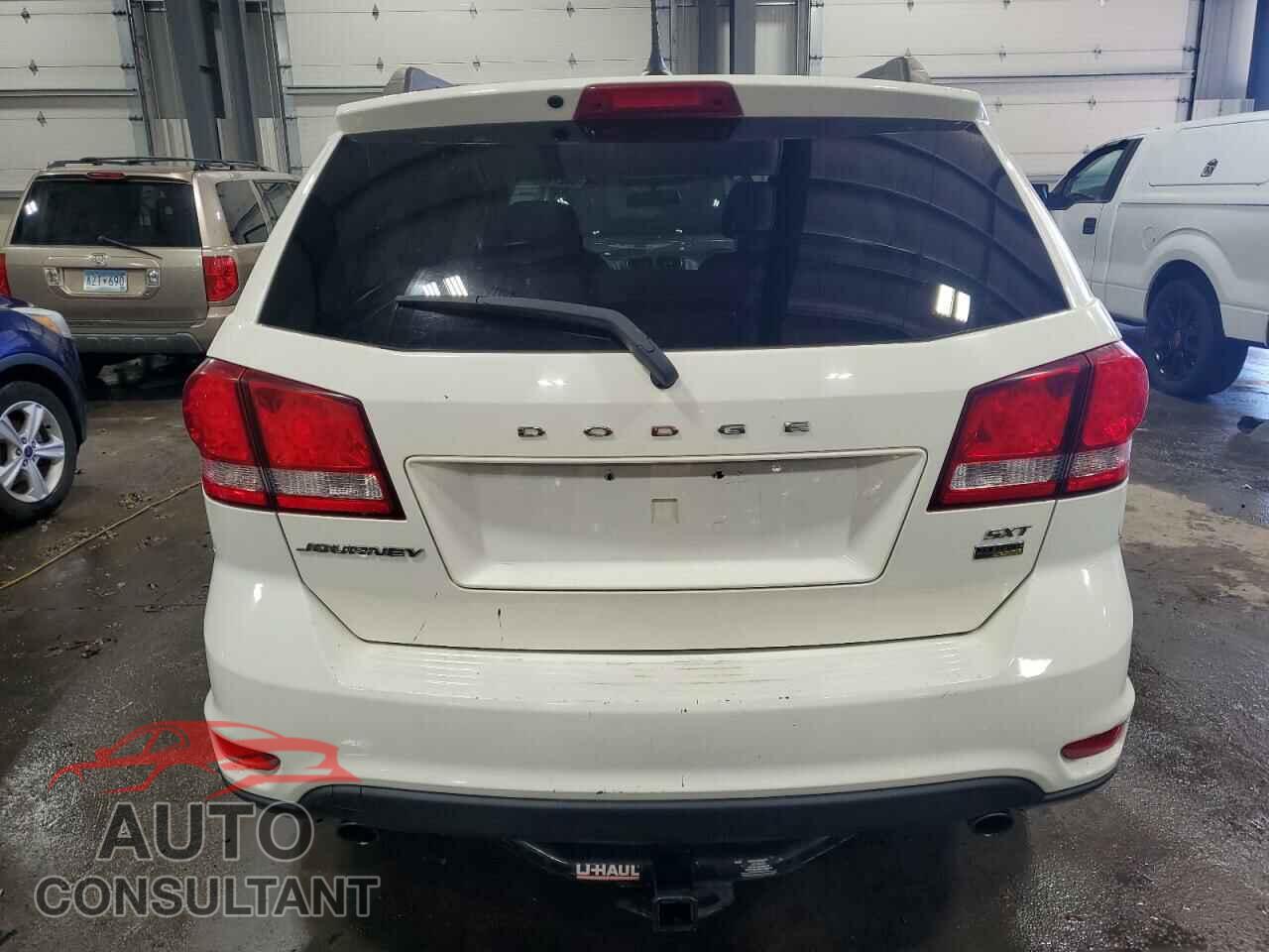 DODGE JOURNEY 2015 - 3C4PDCBG7FT686516
