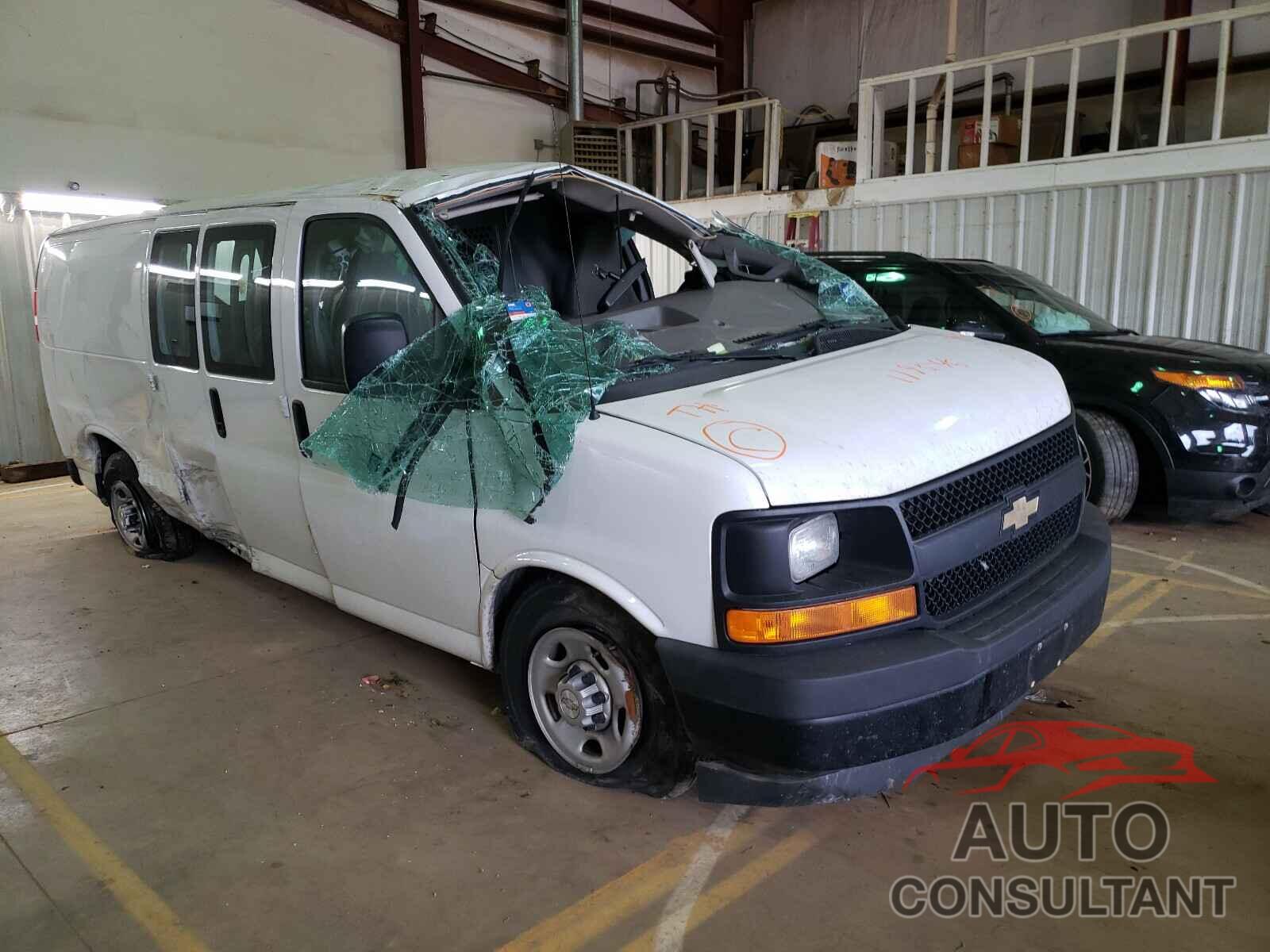 CHEVROLET EXPRESS 2017 - 1GCWGBFG7H1347482