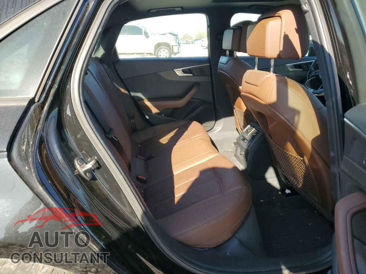 AUDI A4 2018 - WAUDNAF45JA106830