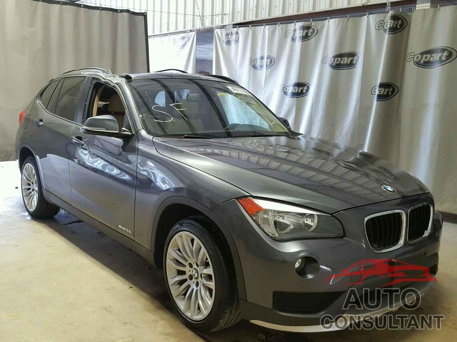 BMW X1 SDRIVE28I 2015 - WBAVM1C55FVW57960