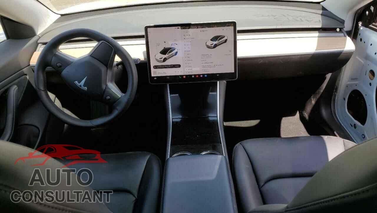 TESLA MODEL 3 2019 - 5YJ3E1EB4KF451841