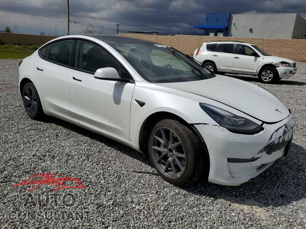 TESLA MODEL 3 2022 - 5YJ3E1EA2NF243047