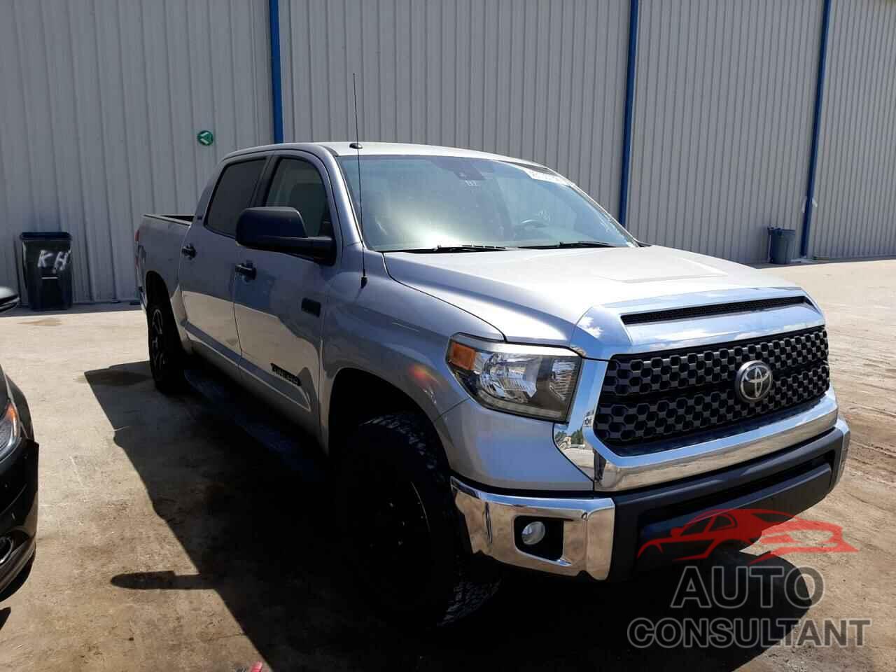 TOYOTA TUNDRA 2018 - 5TFDW5F17JX704444