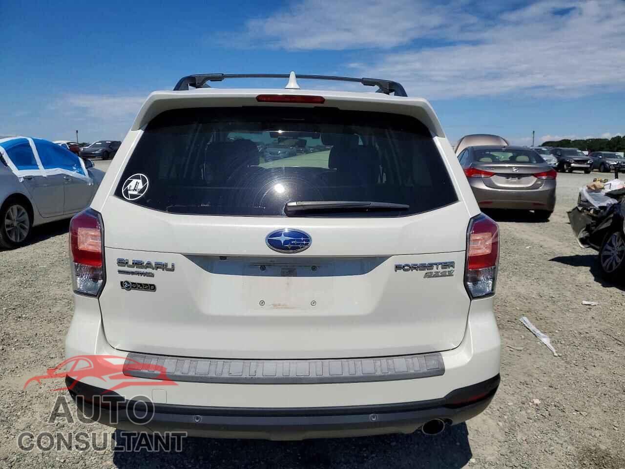 SUBARU FORESTER 2017 - JF2SJARC2HH563249