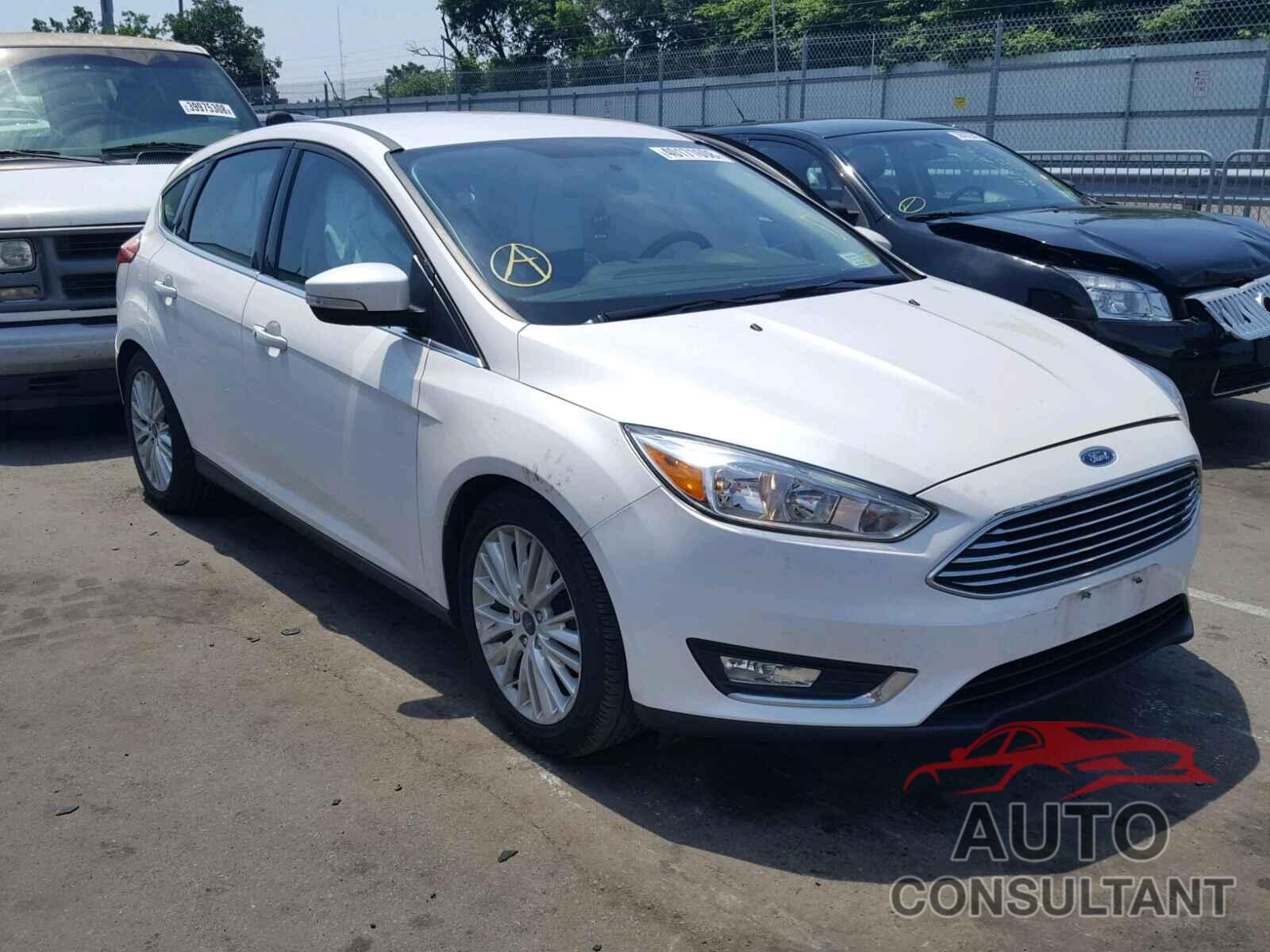 FORD FOCUS 2016 - 1FADP3N20GL307935