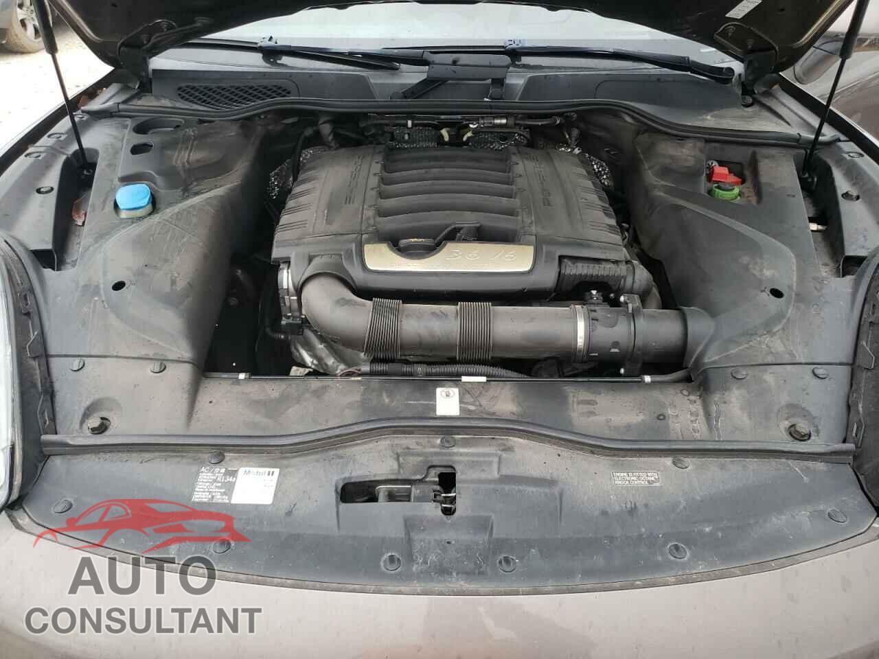 PORSCHE CAYENNE 2016 - WP1AA2A22GKA08806
