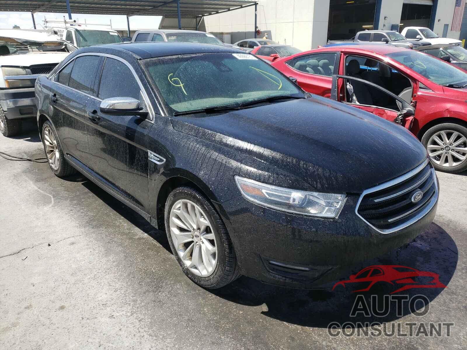 FORD TAURUS 2018 - 1FAHP2F83JG109364