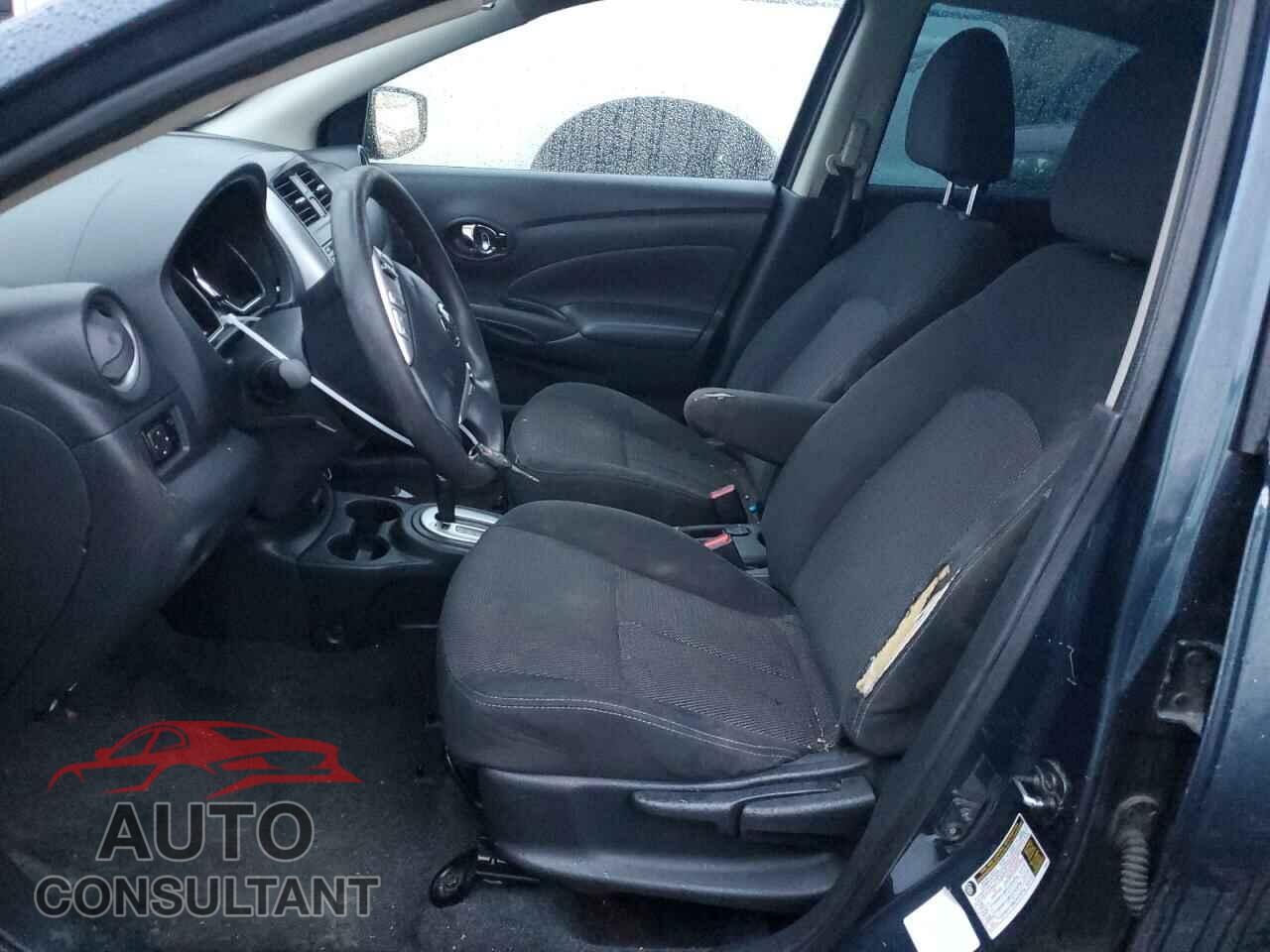 NISSAN VERSA 2017 - 3N1CN7AP7HL852902