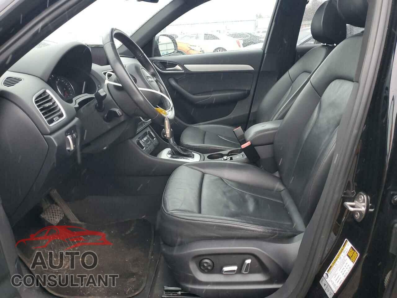 AUDI Q3 2017 - WA1ECCFS7HR009366