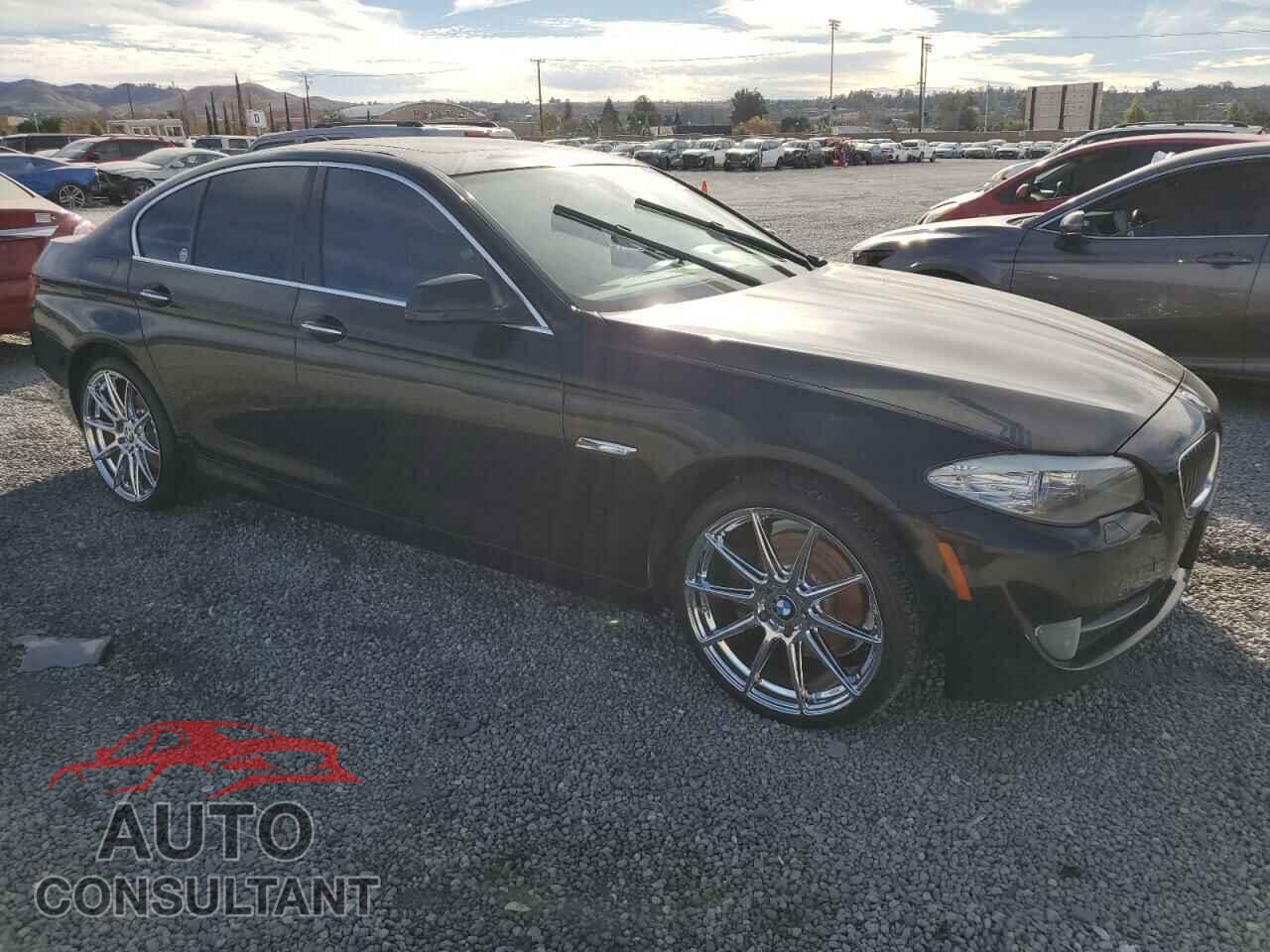 BMW 5 SERIES 2011 - WBAFR1C59BC748886