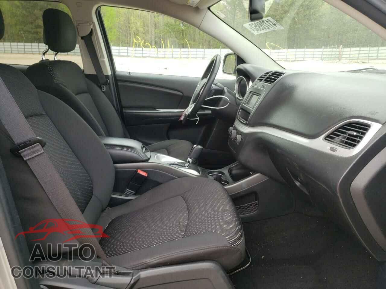 DODGE JOURNEY 2017 - 3C4PDCAB9HT552437