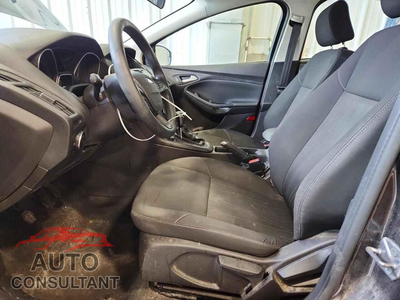 FORD FOCUS 2016 - 1FADP3F28GL280286