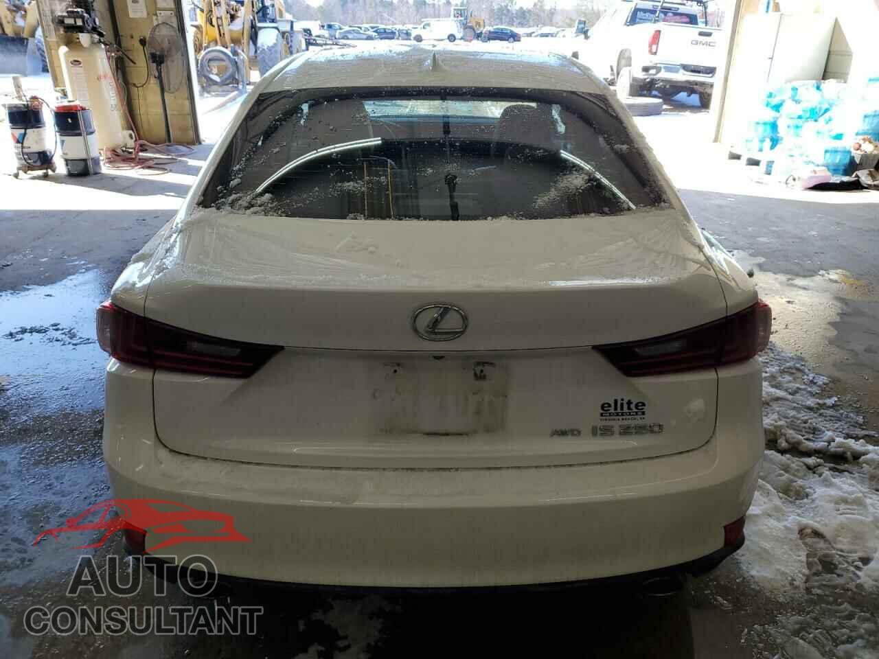 LEXUS IS 2015 - JTHCF1D27F5027574