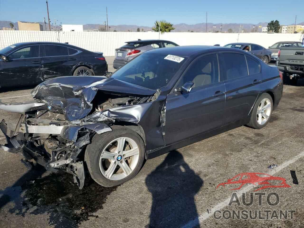 BMW 3 SERIES 2014 - WBA3C1C54EK110592