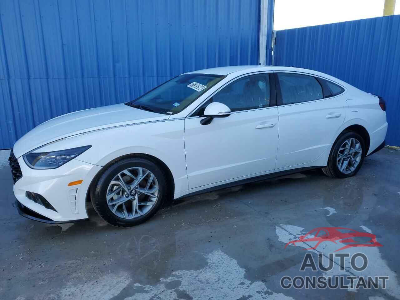 HYUNDAI SONATA 2023 - KMHL64JA7PA318353