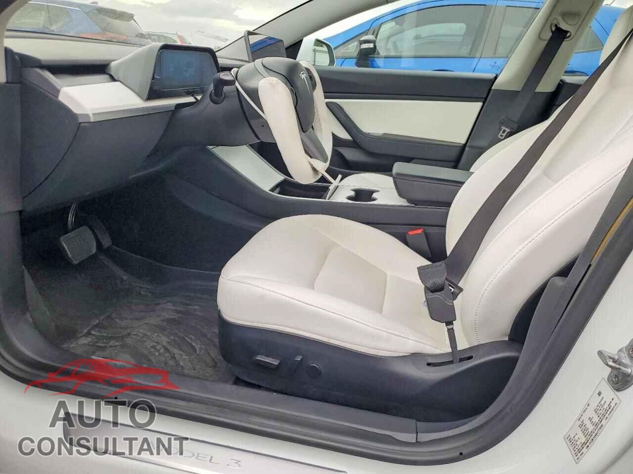 TESLA MODEL 3 2020 - 5YJ3E1EA0LF775202