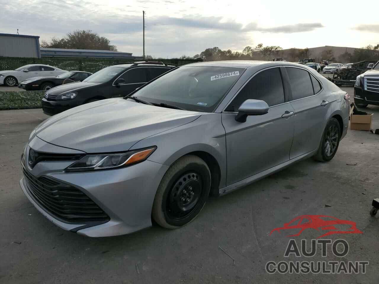 TOYOTA CAMRY 2019 - 4T1B11HK9KU769217