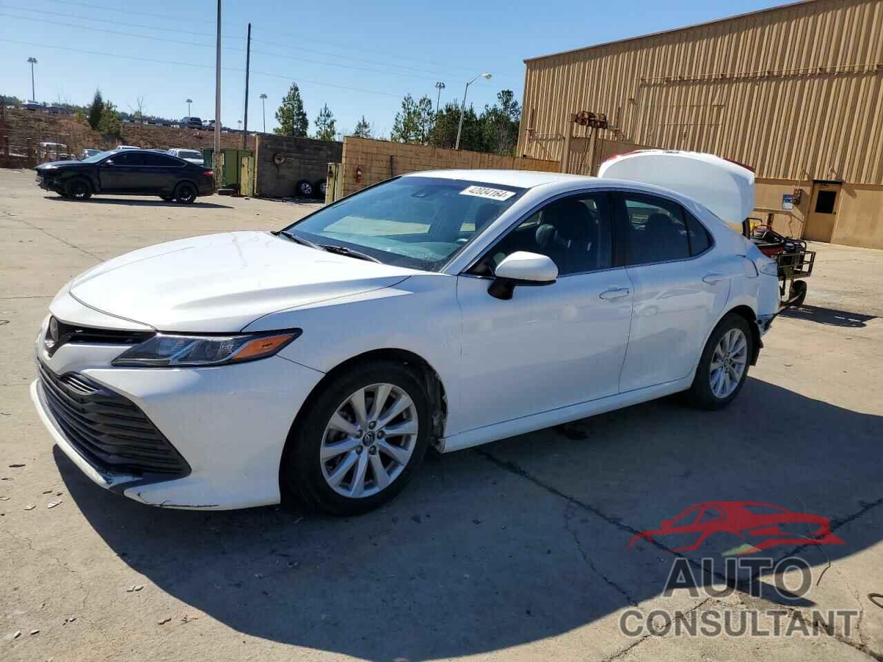 TOYOTA CAMRY 2018 - 4T1B11HK9JU072256