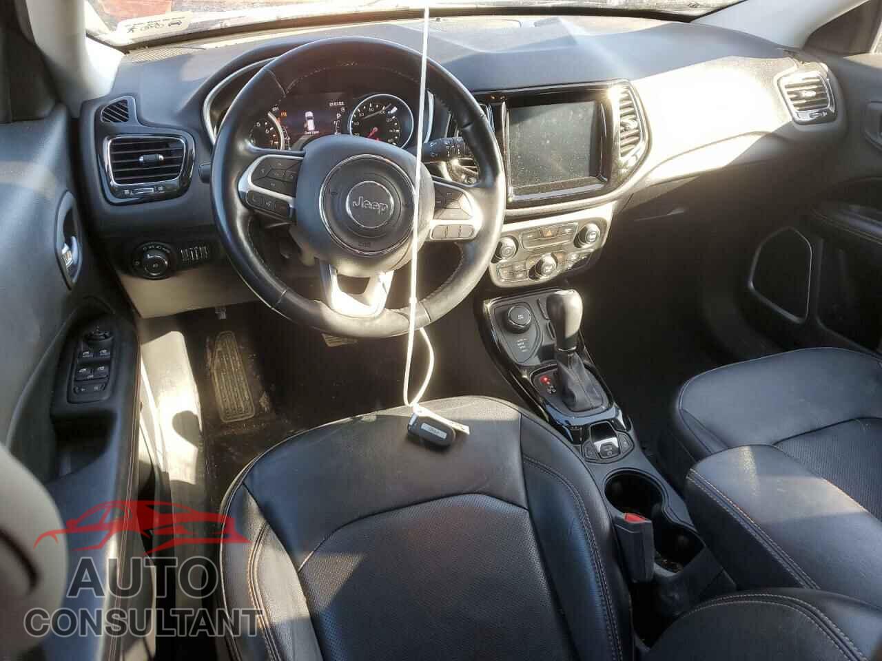 JEEP COMPASS 2020 - 3C4NJDCB0LT242964