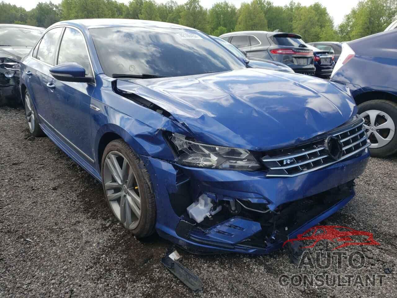 VOLKSWAGEN PASSAT 2017 - 1VWDT7A38HC015170