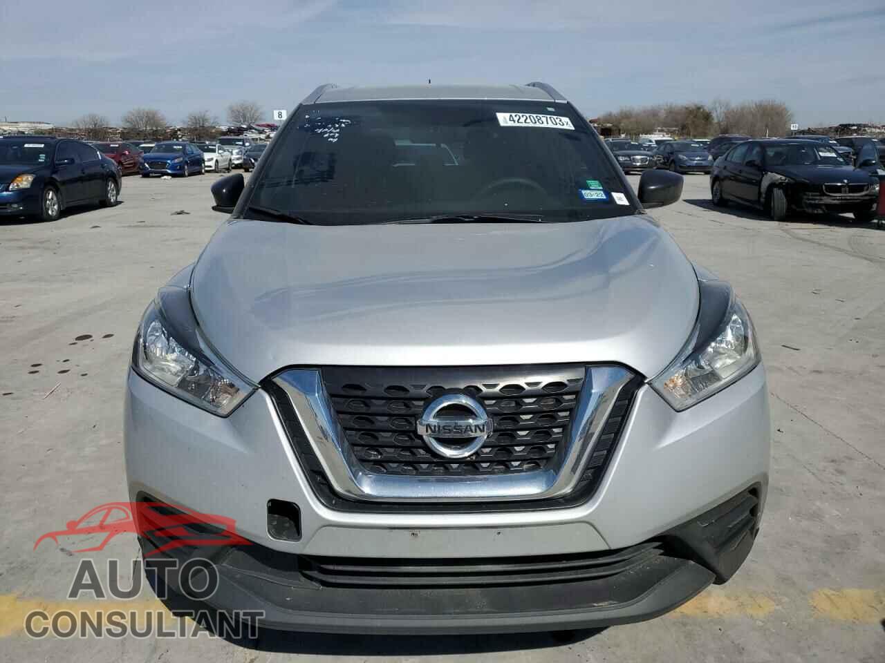 NISSAN KICKS 2019 - 3N1CP5CU3KL566084