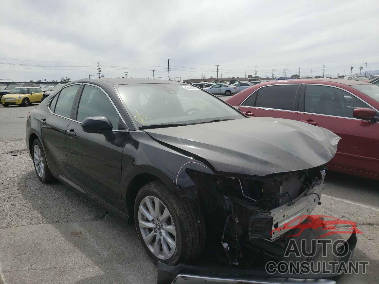 TOYOTA CAMRY 2019 - 4T1B11HK8KU738220
