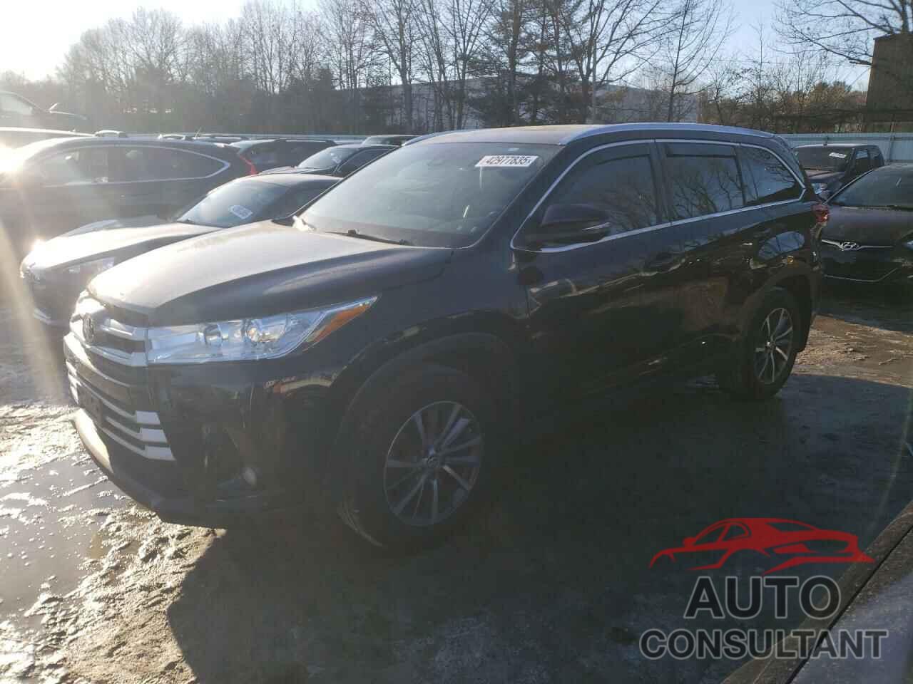 TOYOTA HIGHLANDER 2019 - 5TDJZRFH6KS952416